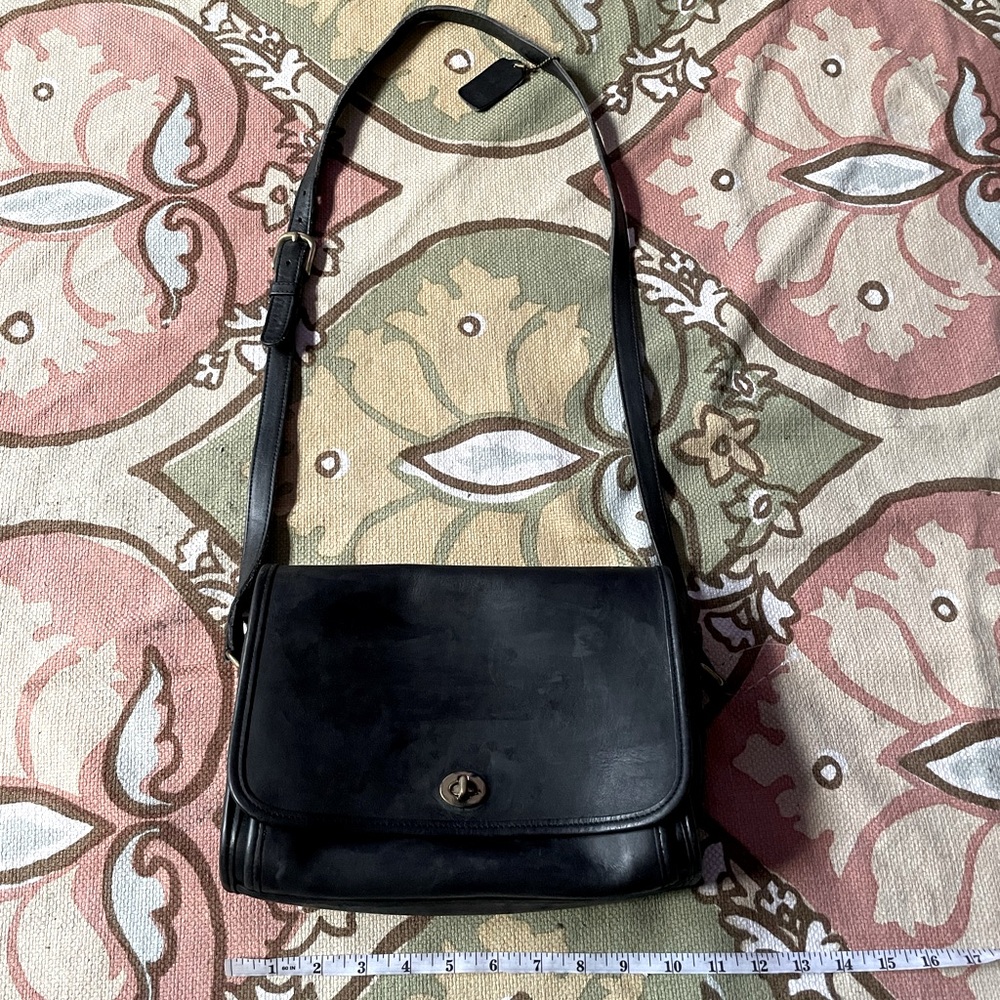 Coach Vintage City Camera Pebbled Grain Leather 9812 Messenger Crossbody 90’s